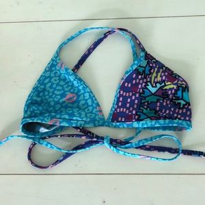 Jolyn Triangle Top — Patterned